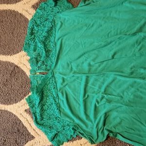 Simply Emma Green Top